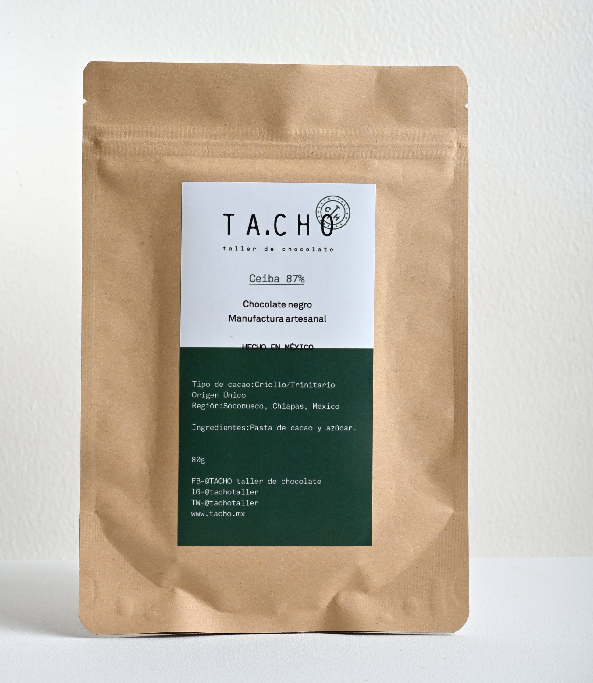 Empaque de chocolate artesanal TA.CHO Ceiba 87% elaborado con cacao mexicano 
