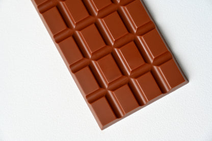 Tableta de chocolate artesanal TA.CHO Tara 73% elaborada con cacao mexicano 