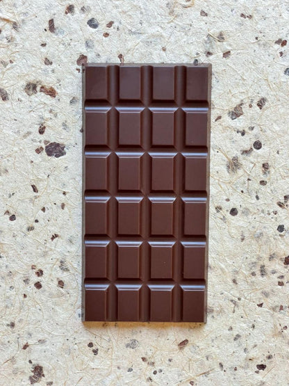 Tableta de chocolate artesanal TA.CHO Xanath 68% elaborada con cacao mexicano y combinada con vainilla de Papantla
